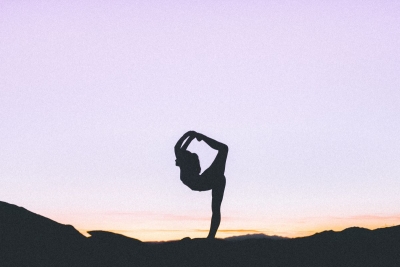 Yoga para iniciantes  - O guia que lhe explica tudo